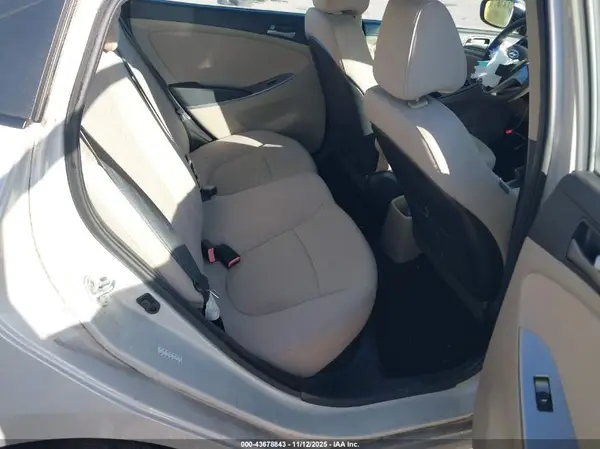 KMHCT4AE8HU191124 2017 HYUNDAI ACCENT - Image 8