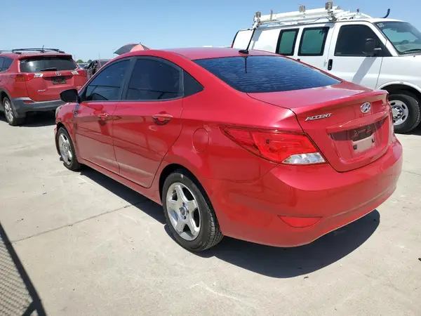 KMHCT4AE8HU199658 2017 HYUNDAI ACCENT - Image 2