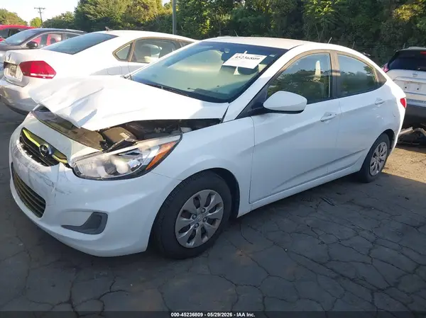 KMHCT4AE8HU203062 2017 HYUNDAI ACCENT - Image 2
