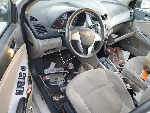 KMHCT4AE8HU216295 2017 HYUNDAI ACCENT - Image 8