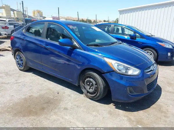 KMHCT4AE8HU221108 2017 HYUNDAI ACCENT - Image 1