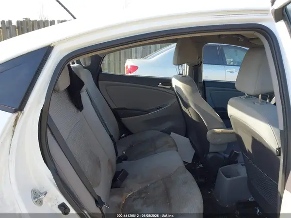 KMHCT4AE8HU231010 2017 HYUNDAI ACCENT - Image 8
