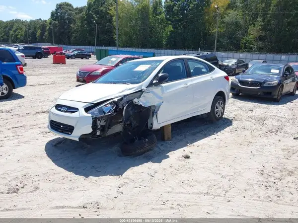 KMHCT4AE8HU243416 2017 HYUNDAI ACCENT - Image 2