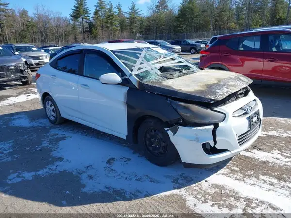 KMHCT4AE8HU246557 2017 HYUNDAI ACCENT - Image 1