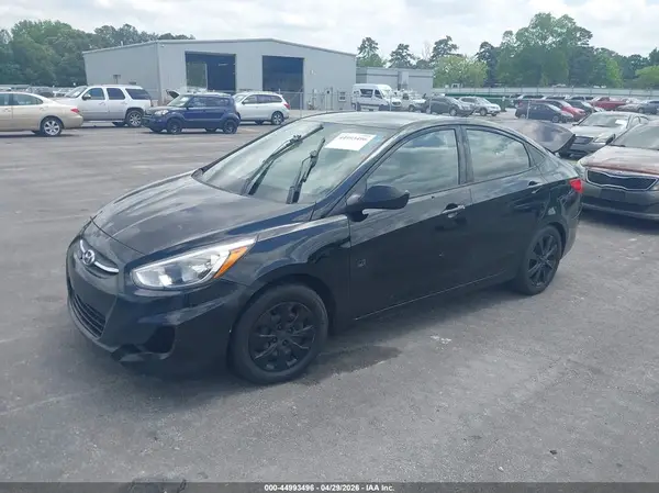 KMHCT4AE8HU246767 2017 HYUNDAI ACCENT - Image 2