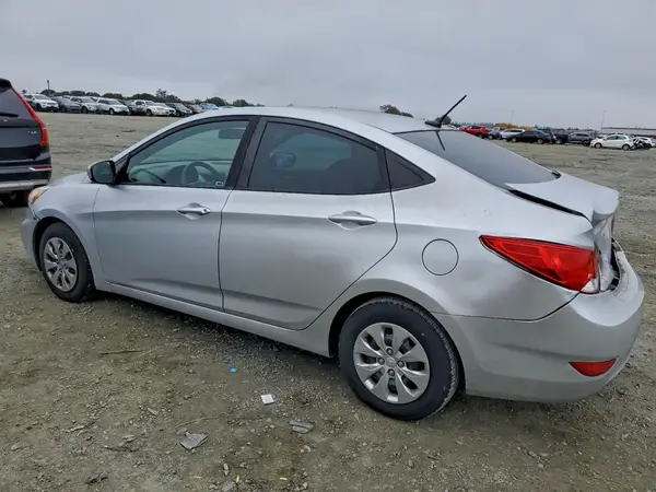 KMHCT4AE8HU250365 2017 HYUNDAI ACCENT - Image 2
