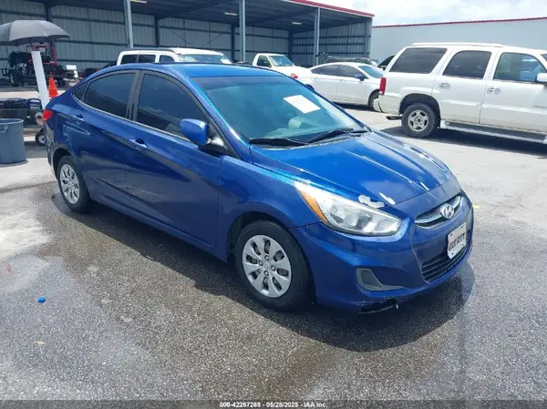 KMHCT4AE8HU251838 2017 HYUNDAI ACCENT - Image 1