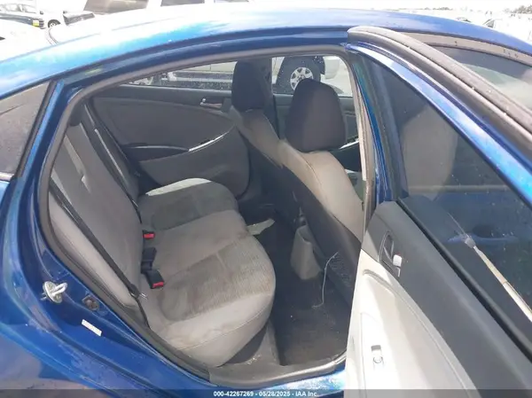 KMHCT4AE8HU251838 2017 HYUNDAI ACCENT - Image 8