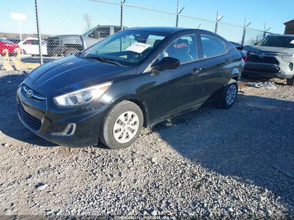 KMHCT4AE8HU253315 2017 HYUNDAI ACCENT - Image 2
