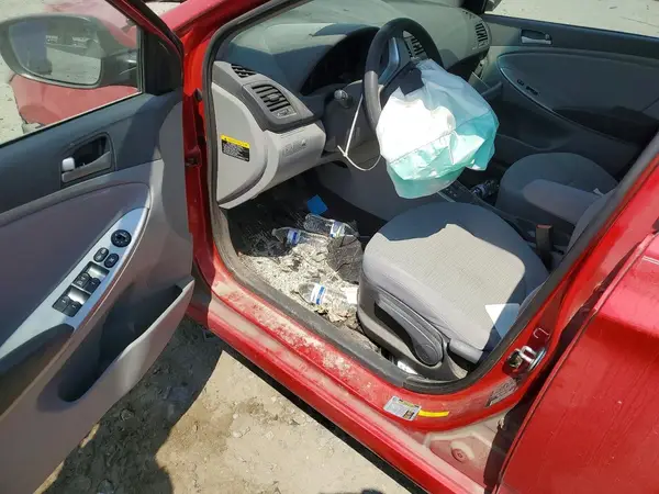 KMHCT4AE8HU265867 2017 HYUNDAI ACCENT - Image 8