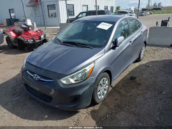 KMHCT4AE8HU269708 2017 HYUNDAI ACCENT - Image 2