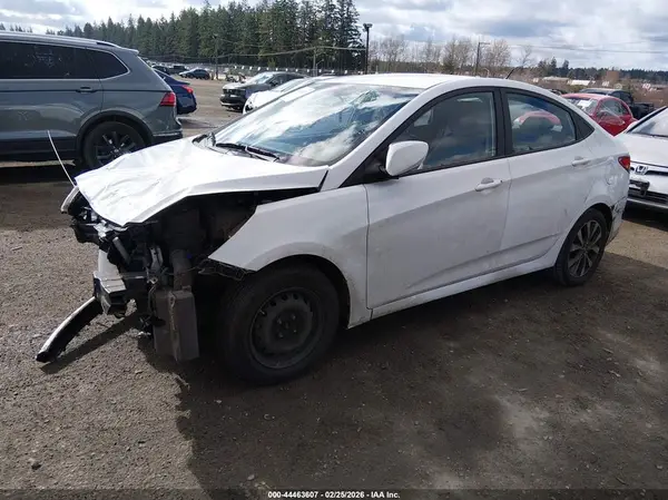 KMHCT4AE8HU275024 2017 HYUNDAI ACCENT - Image 2