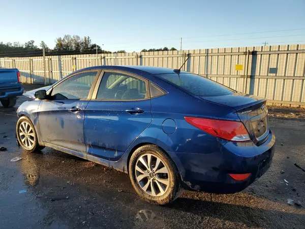KMHCT4AE8HU282572 2017 HYUNDAI ACCENT - Image 2