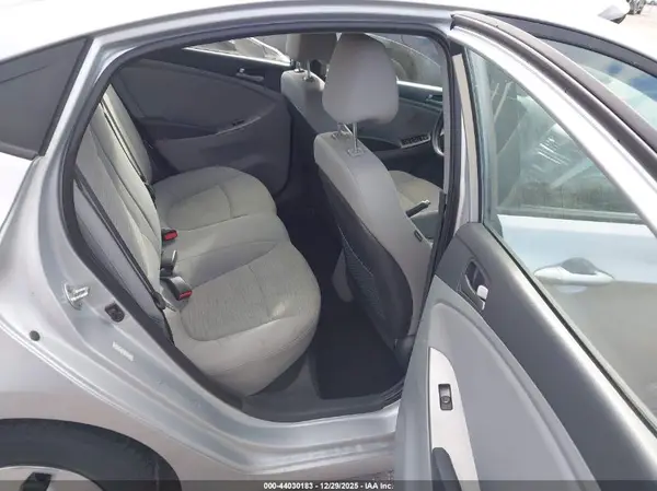 KMHCT4AE8HU288467 2017 HYUNDAI ACCENT - Image 8