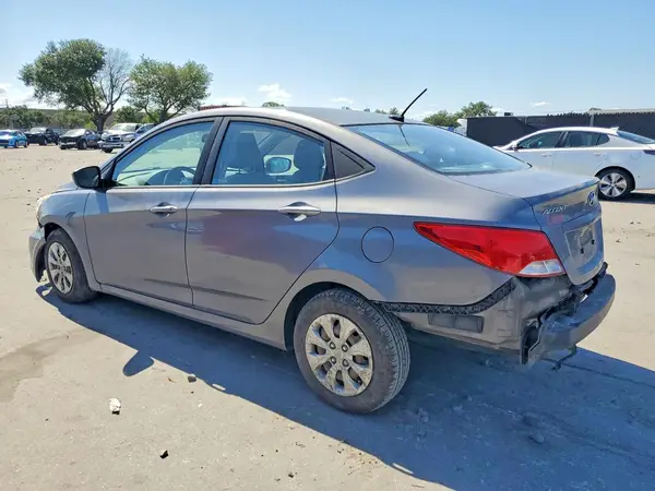 KMHCT4AE8HU288582 2017 HYUNDAI ACCENT - Image 2