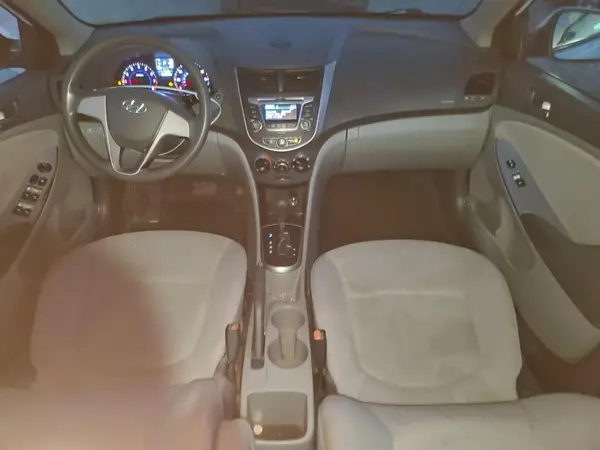 KMHCT4AE8HU293684 2017 HYUNDAI ACCENT - Image 8