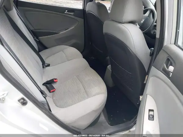 KMHCT4AE8HU296827 2017 HYUNDAI ACCENT - Image 8