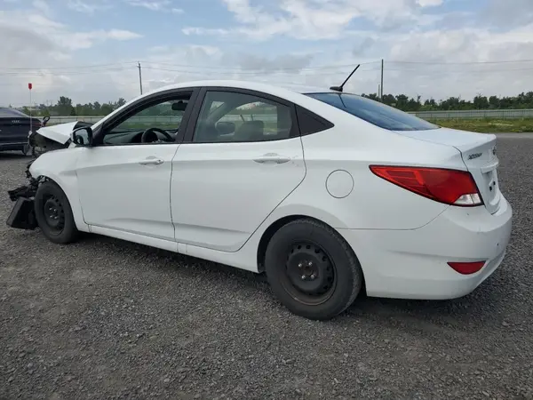 KMHCT4AE8HU303369 2017 HYUNDAI ACCENT - Image 2