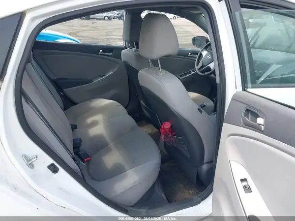 KMHCT4AE8HU308801 2017 HYUNDAI ACCENT - Image 8