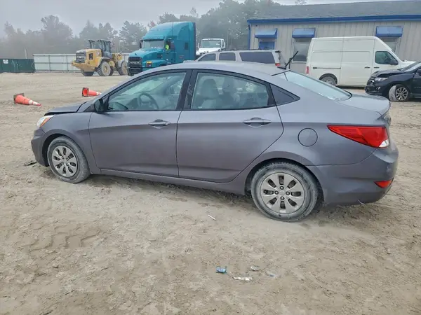 KMHCT4AE8HU323685 2017 HYUNDAI ACCENT - Image 2