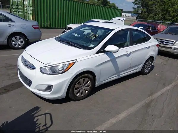 KMHCT4AE8HU326182 2017 HYUNDAI ACCENT - Image 2