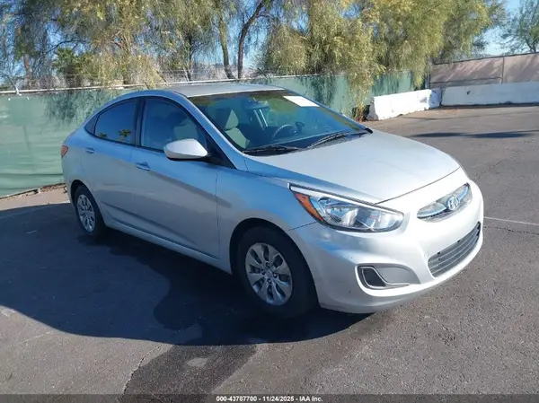 KMHCT4AE8HU340227 2017 HYUNDAI ACCENT - Image 1