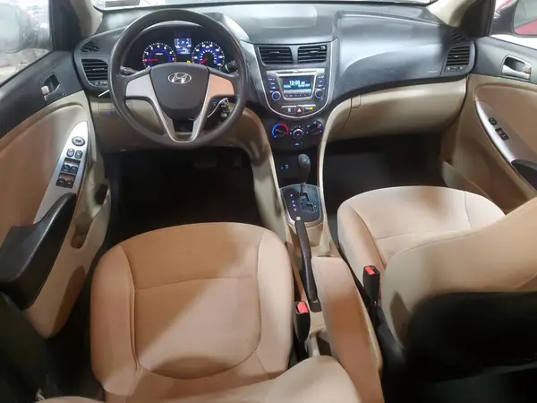 KMHCT4AE8HU342818 2017 HYUNDAI ACCENT - Image 8