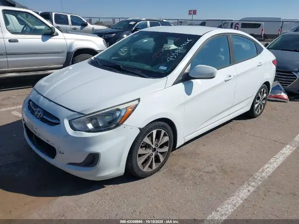 KMHCT4AE8HU346139 2017 HYUNDAI ACCENT - Image 2