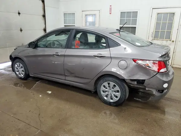 KMHCT4AE8HU357318 2017 HYUNDAI ACCENT - Image 2