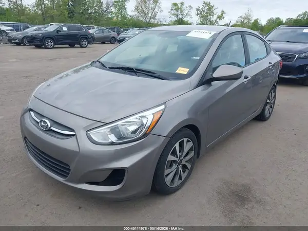 KMHCT4AE8HU364205 2017 HYUNDAI ACCENT - Image 2