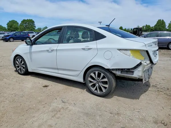 KMHCT4AE8HU364902 2017 HYUNDAI ACCENT - Image 2