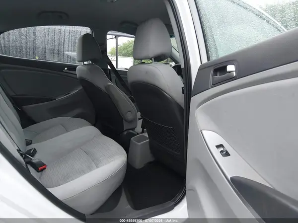 KMHCT4AE8HU366536 2017 HYUNDAI ACCENT - Image 8