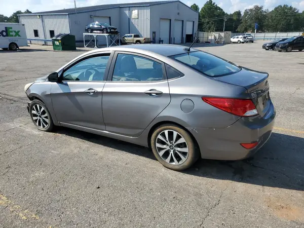 KMHCT4AE8HU369050 2017 HYUNDAI ACCENT - Image 2