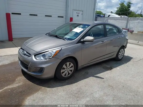 KMHCT4AE8HU373762 2017 HYUNDAI ACCENT - Image 2