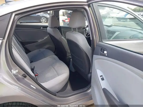 KMHCT4AE8HU373762 2017 HYUNDAI ACCENT - Image 8