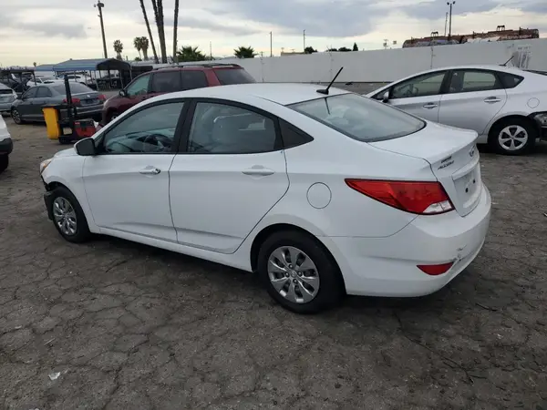 KMHCT4AE8HU377441 2017 HYUNDAI ACCENT - Image 2
