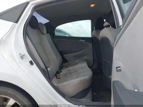 KMHCT4AE8HU386639 2017 HYUNDAI ACCENT - Image 8