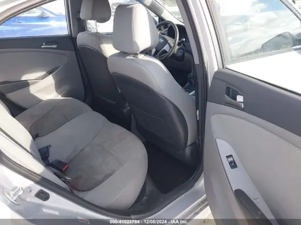 KMHCT4AE9GU015648 2016 HYUNDAI ACCENT - Image 8