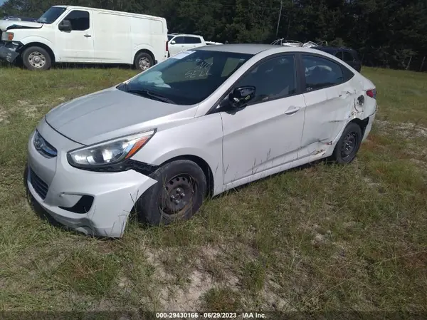 KMHCT4AE9GU028237 2016 HYUNDAI ACCENT - Image 2