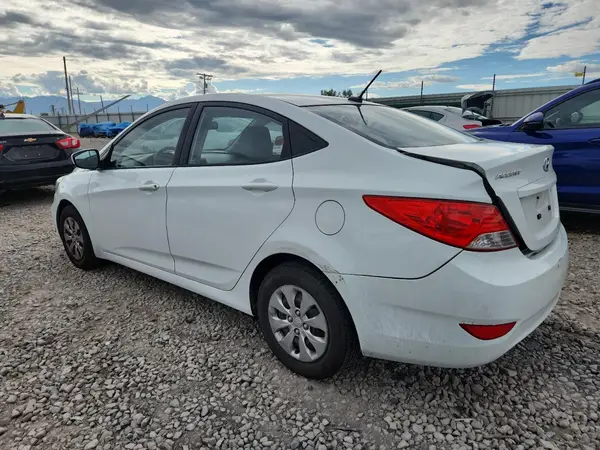 KMHCT4AE9GU030621 2016 HYUNDAI ACCENT - Image 2