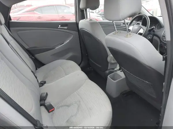 KMHCT4AE9GU041621 2016 HYUNDAI ACCENT - Image 8