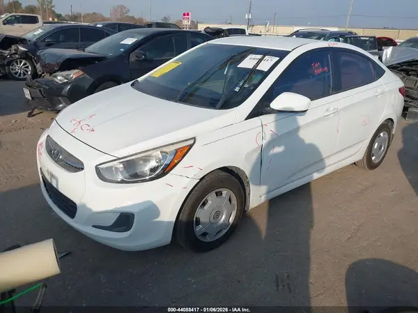 KMHCT4AE9GU043224 2016 HYUNDAI ACCENT - Image 2