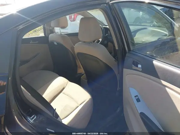 KMHCT4AE9GU051517 2016 HYUNDAI ACCENT - Image 8