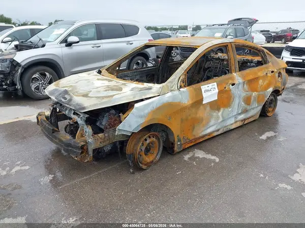 KMHCT4AE9GU072240 2016 HYUNDAI ACCENT - Image 2