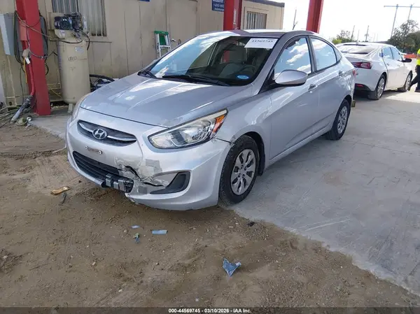 KMHCT4AE9GU080855 2016 HYUNDAI ACCENT - Image 2