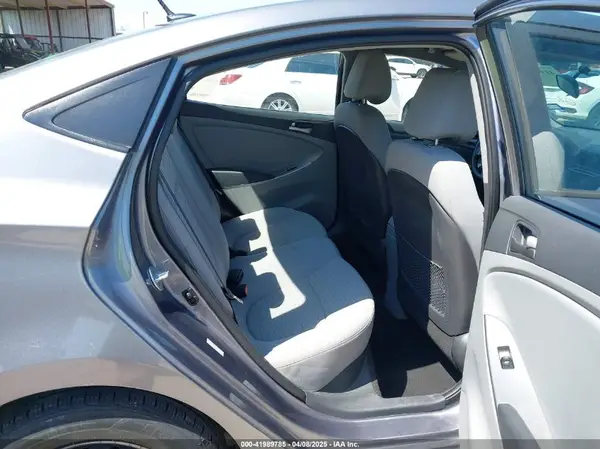 KMHCT4AE9GU083724 2016 HYUNDAI ACCENT - Image 8