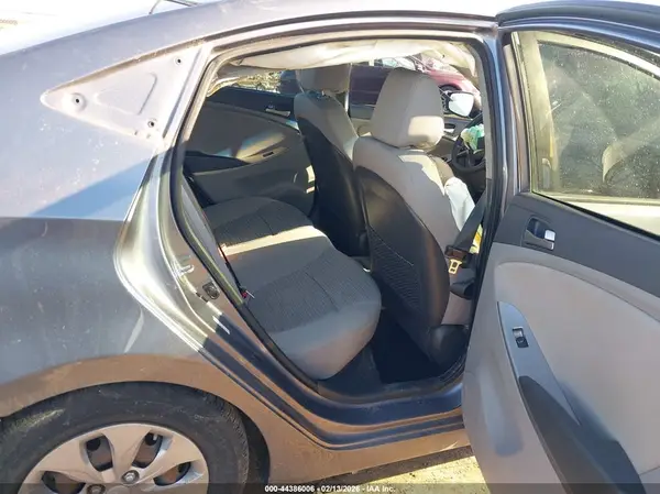 KMHCT4AE9GU101686 2016 HYUNDAI ACCENT - Image 8