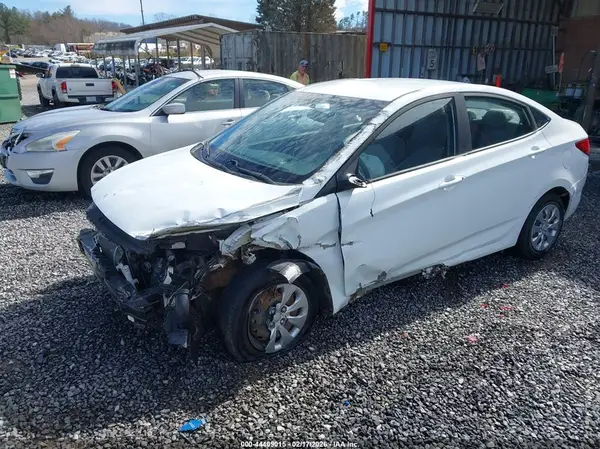 KMHCT4AE9GU115295 2016 HYUNDAI ACCENT - Image 2