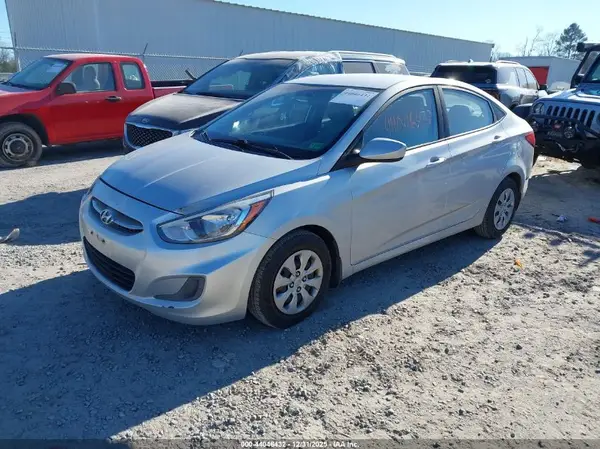 KMHCT4AE9GU136700 2016 HYUNDAI ACCENT - Image 2