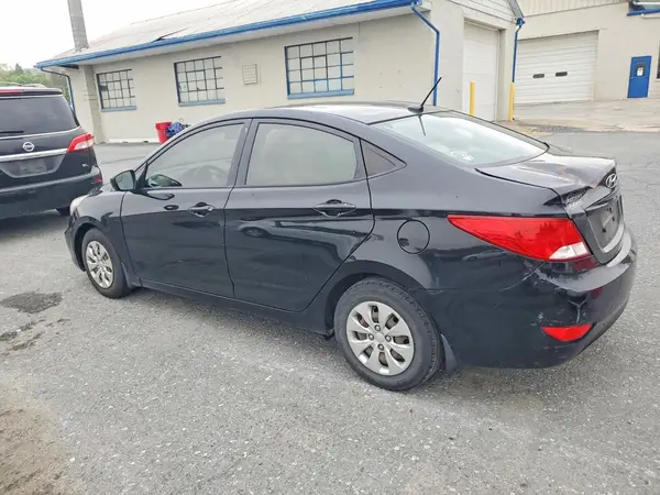 KMHCT4AE9GU144733 2016 HYUNDAI ACCENT - Image 2
